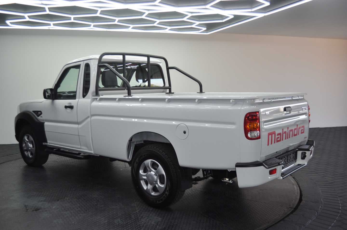 Mahindra SCORPIO / PIK UP PIK UP 2.2 mHAWK S4 P/U S/C