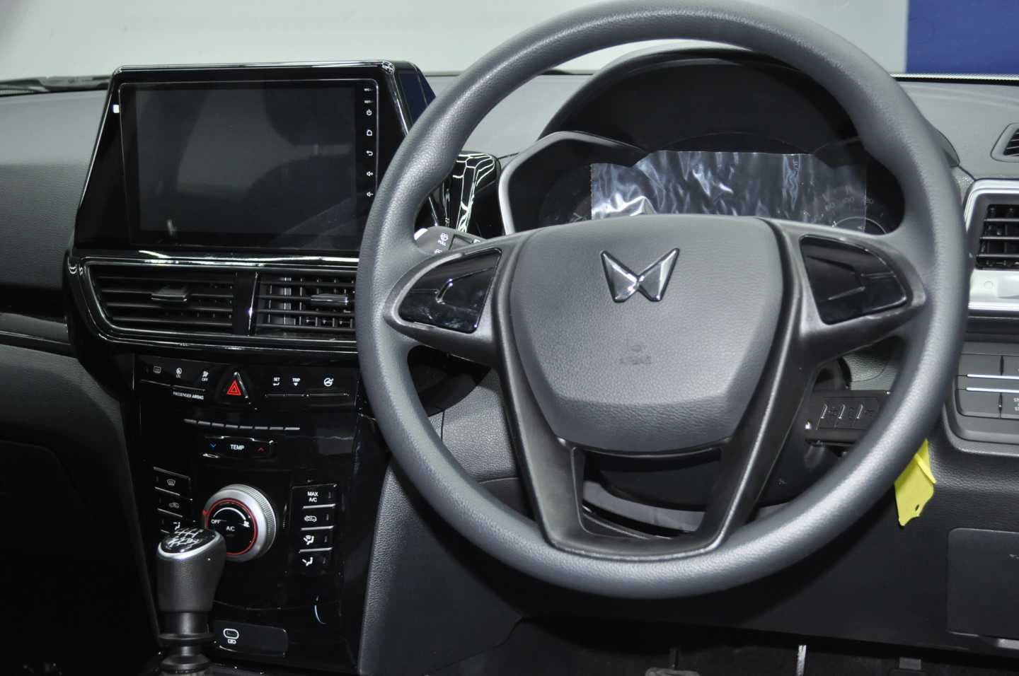 Mahindra XUV3XO XUV3XO 1.2T MX2