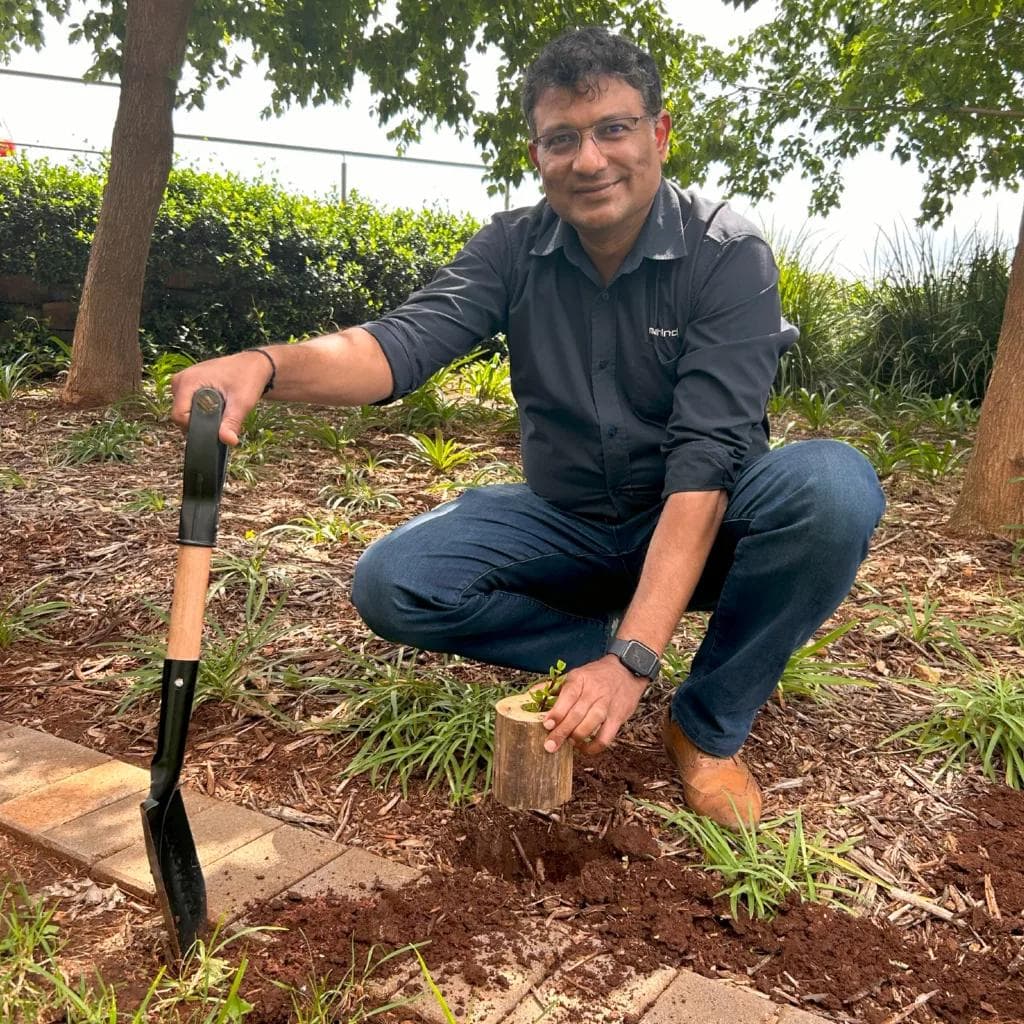 Together we Rise for the environment.